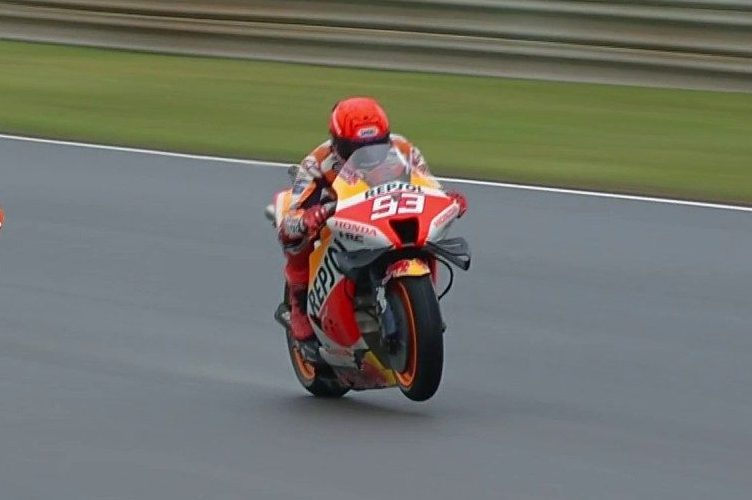 Marquez vola sotto la pioggia nelle FP1 di MotoGP a Portimao: sorpresa ...