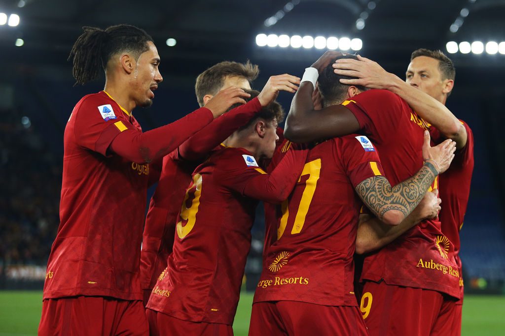 La Roma ha battuto 3–0 l’Udinese, con i gol di Bove, Pellegrini e Abraham.