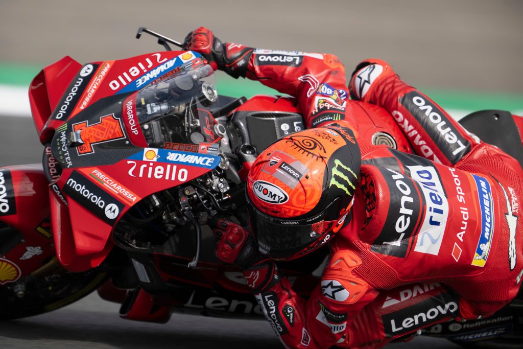 Bagnaia è magistrale, vince ad Assen e scappa nel Mondiale MotoGP ...