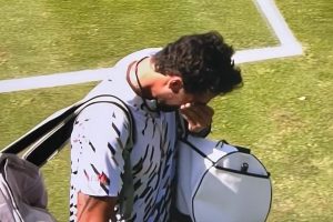 Devastato dalla delusione a Stoccarda, piange a dirotto dopo le scuse