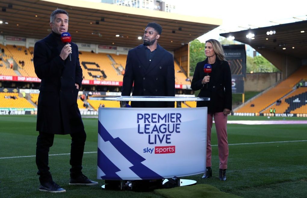 Karen Carney durante un pre–partita della Premier League.