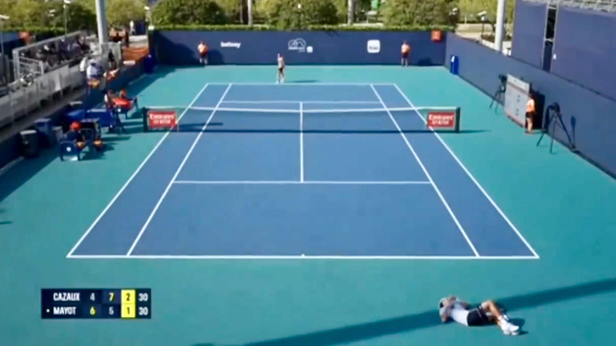cazaux-collassa-all-atp-miami-ma-l-avversario-resta-impassibile-lo