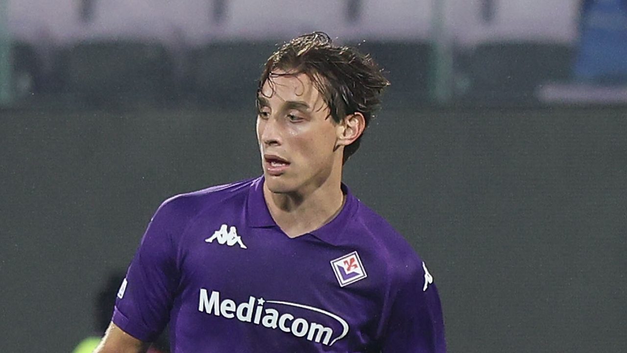 Bove in azione con la Fiorentina.