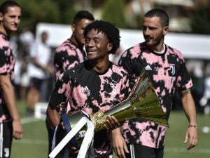 cuadrado racconta l addio alla juve 232 stato amp8216scaricato l ho scoperto da instagram nulla di umano