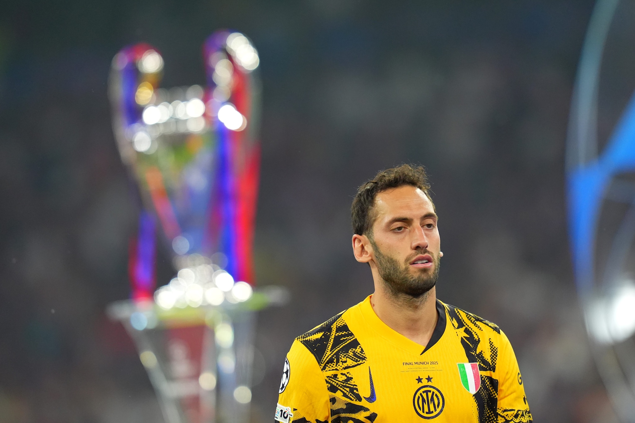 Calhanoglu ha fatto una richiesta precisa all'Inter, vuole essere ceduto: "Fatemi ritornare a casa"