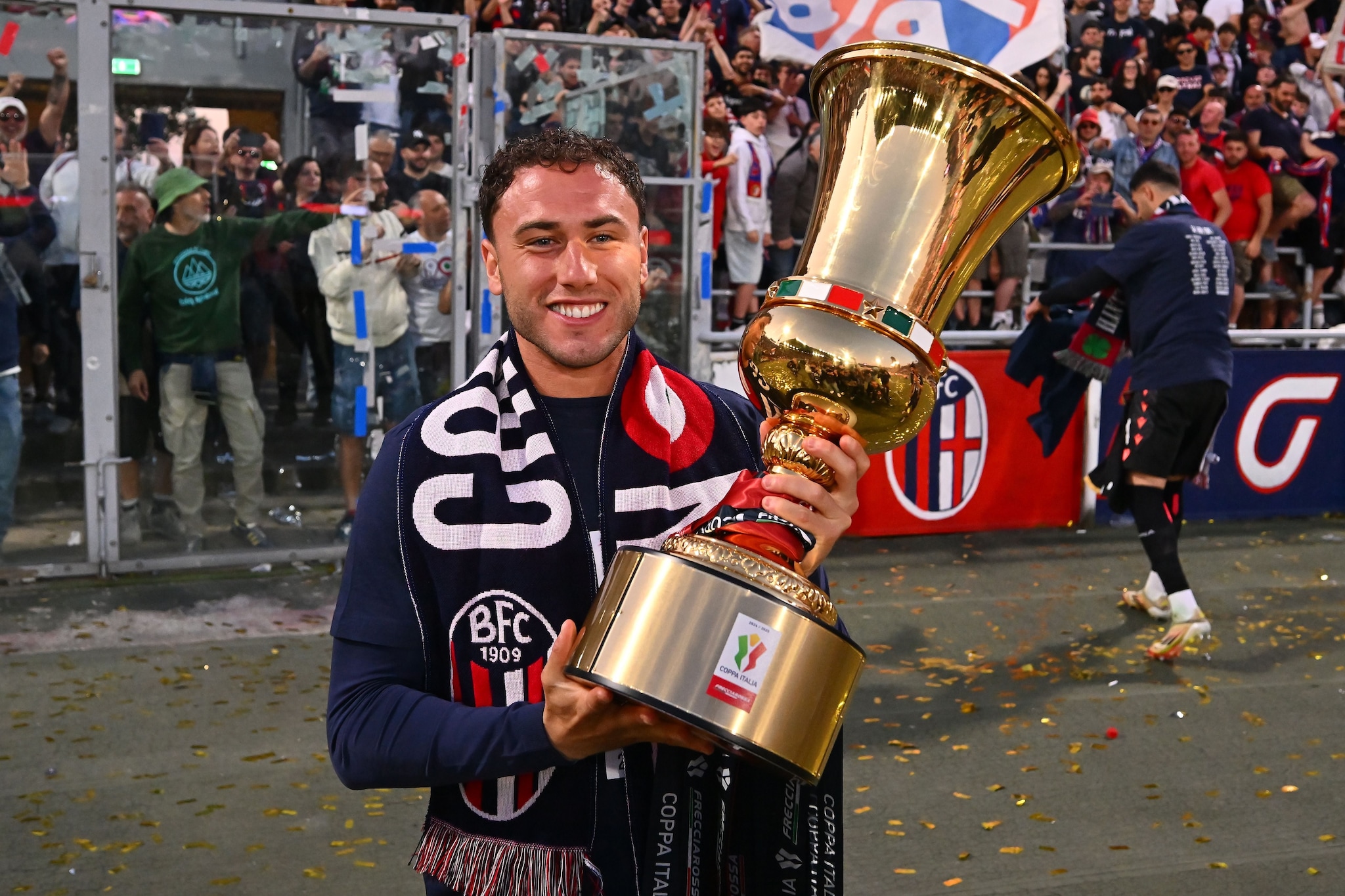 Calabria dopo aver vinto la Coppa Italia col Bologna.