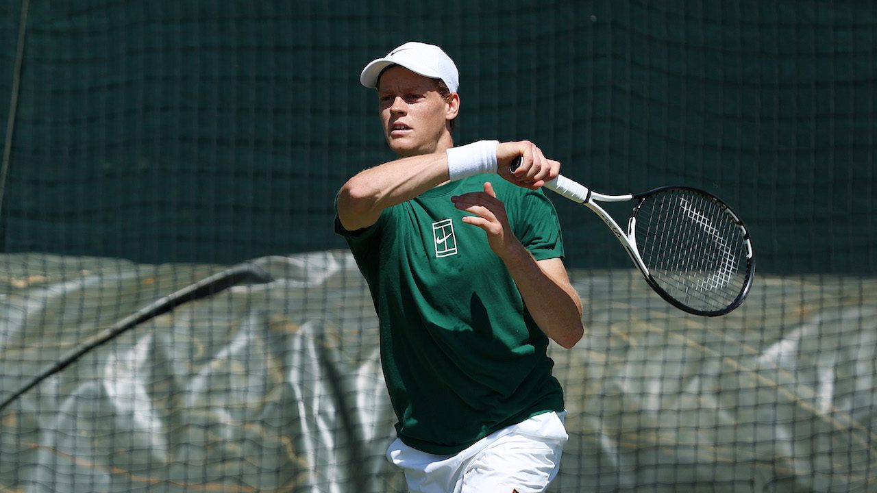 Quando gioca Sinner contro Nardi nel debutto a Wimbledon, data e orario del prossimo incontro