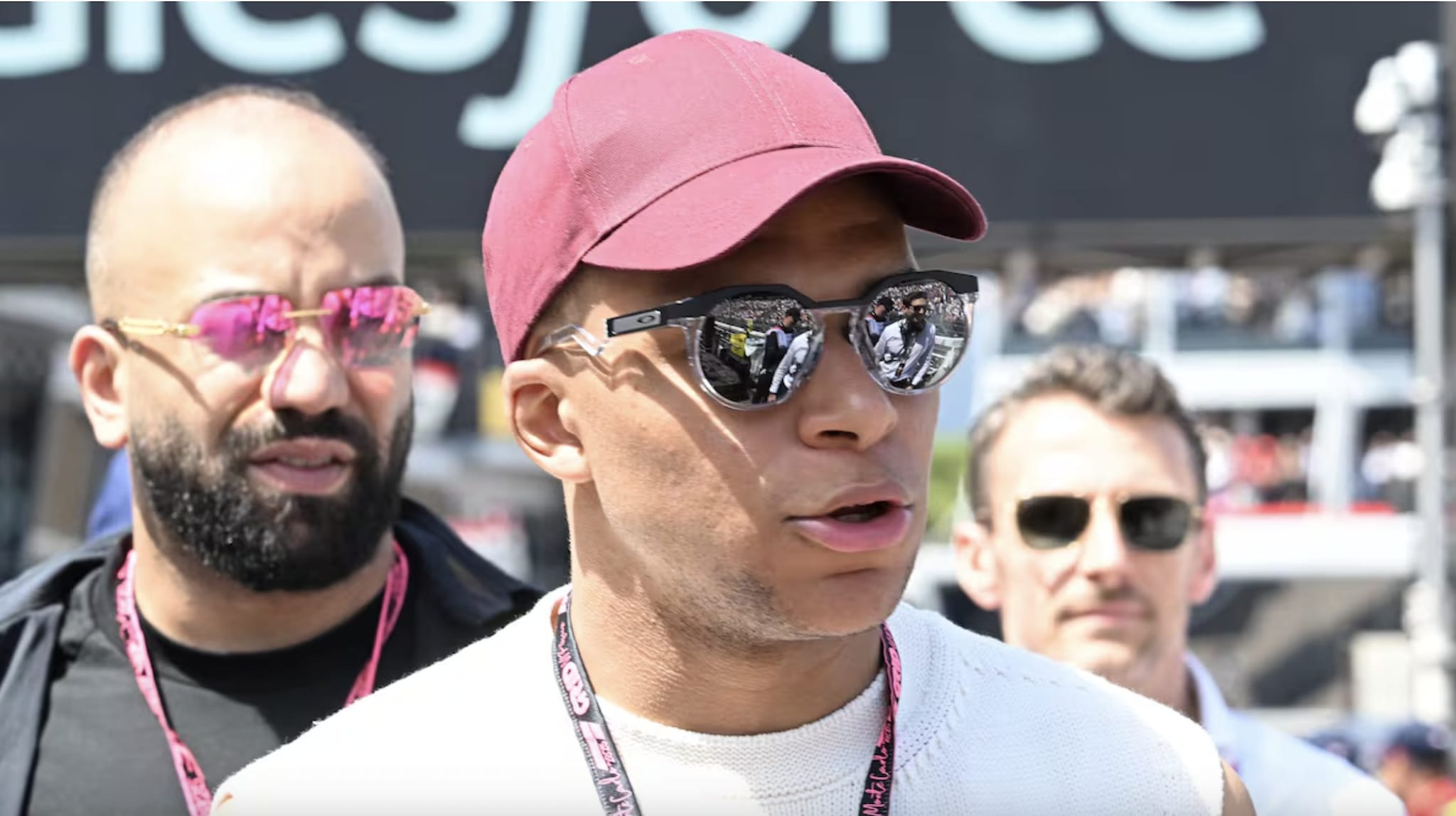 Mbappé denuncia il PSG per tentativo di estorsione e danni morali: chiesto risarcimento milionario