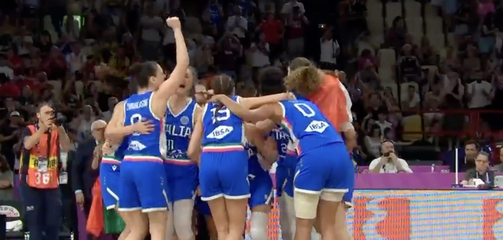 Italia favolosa, vince il bronzo agli Europei femminili e torna sul podio dopo trent'anni: Francia KO