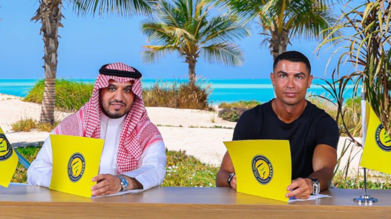 Ufficiale, Cristiano Ronaldo rinnova con l'Al Nassr fino al 2027: "Scriviamo la storia insieme"