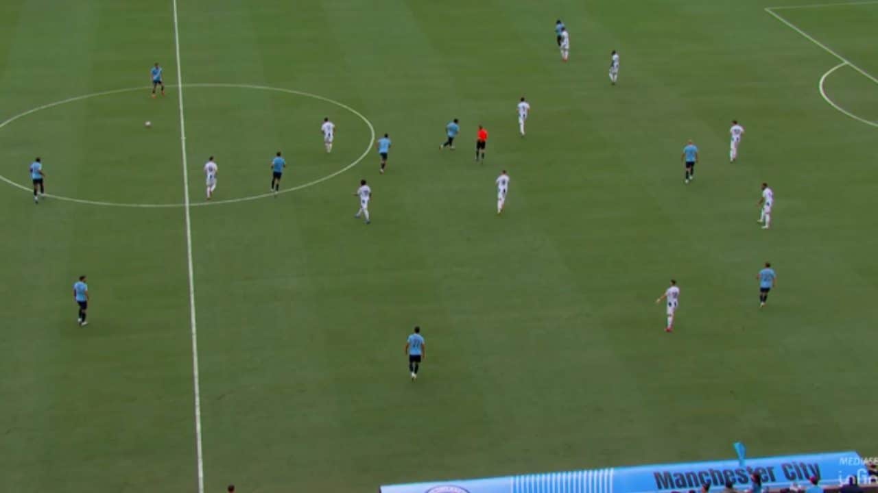 L'immagine del dominio City a inizio secondo tempo: Juventus asfaltata nei primi 5 minuti