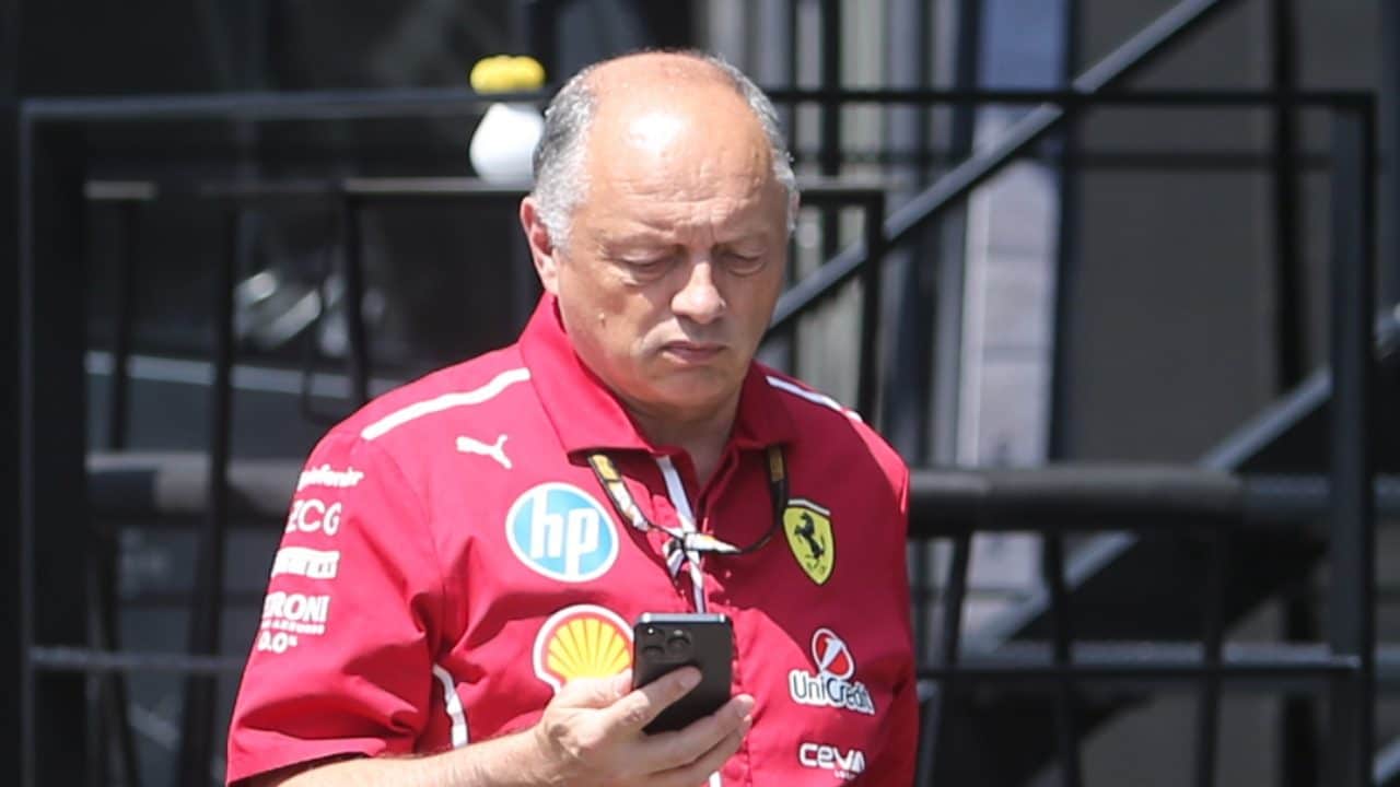 Fred Vasseur ha lasciato il Gran Premio d'Austria ed è tornato a casa: lo ha comunicato la Ferrari