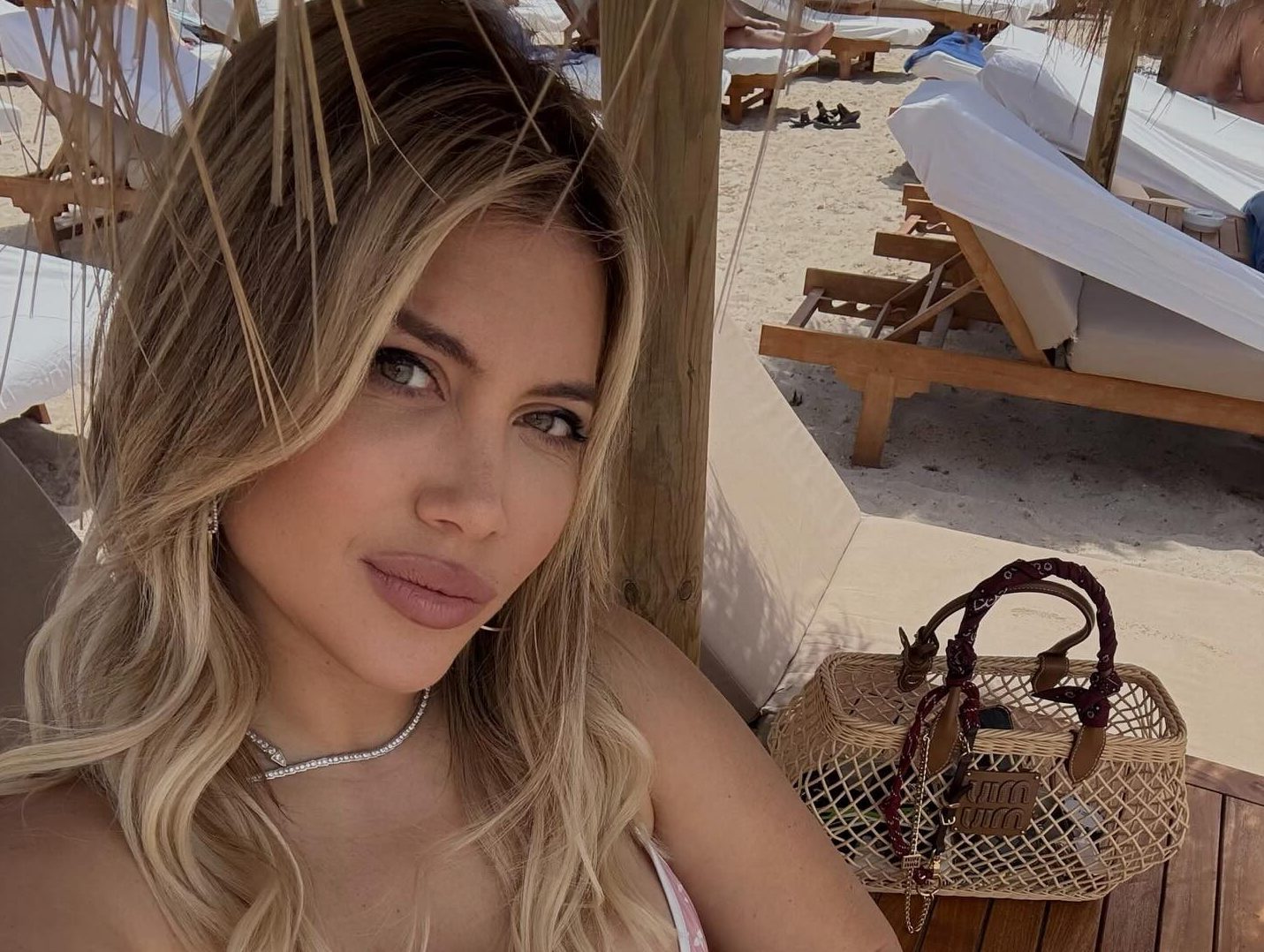 Wanda in vacanza a Ibiza a inizio giugno