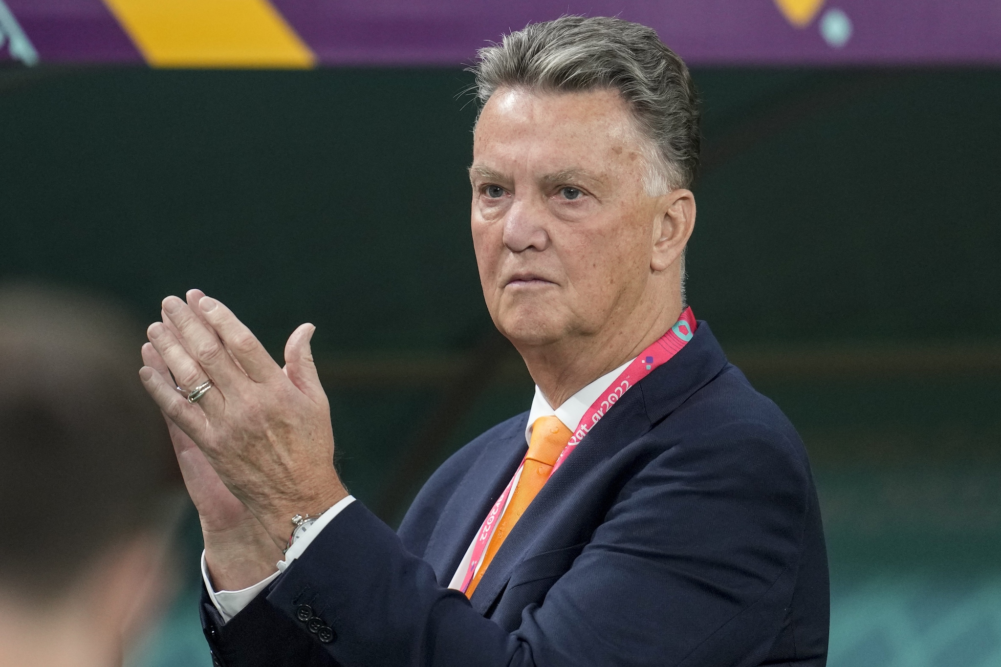 Louis van Gaal racconta la sua vittoria sul cancro: "Solo due anni fa lottavo con i pannolini"