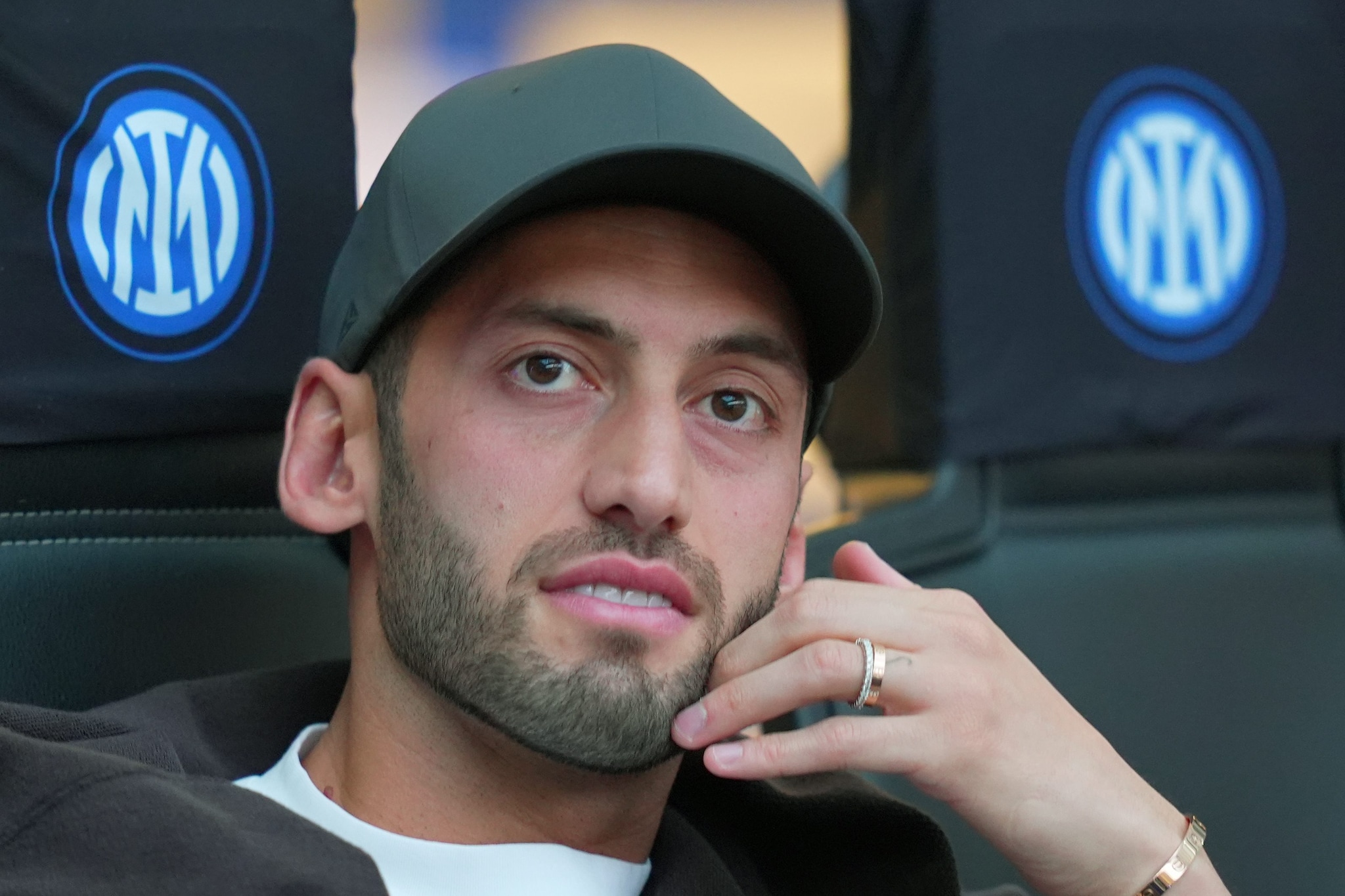 Calhanoglu, telenovela chiusa: "Non si muove dall'Inter, nessun contatto con Galatasaray o Fenerbahce"