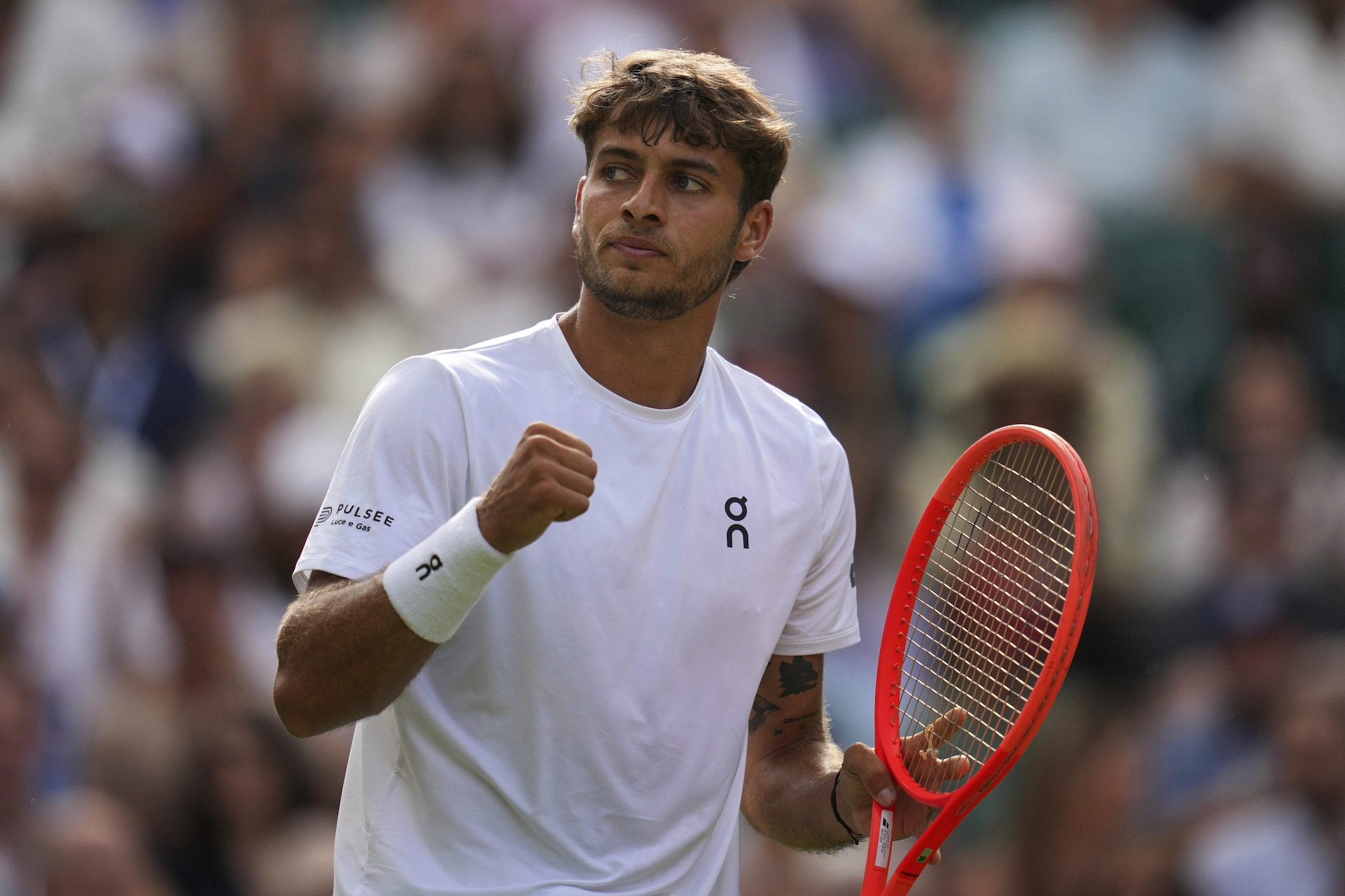 Wimbledon, Sinner batte Shelton e vola in semifinale: Jannik sfiderà Djokovic, che ha battuto Cobolli
