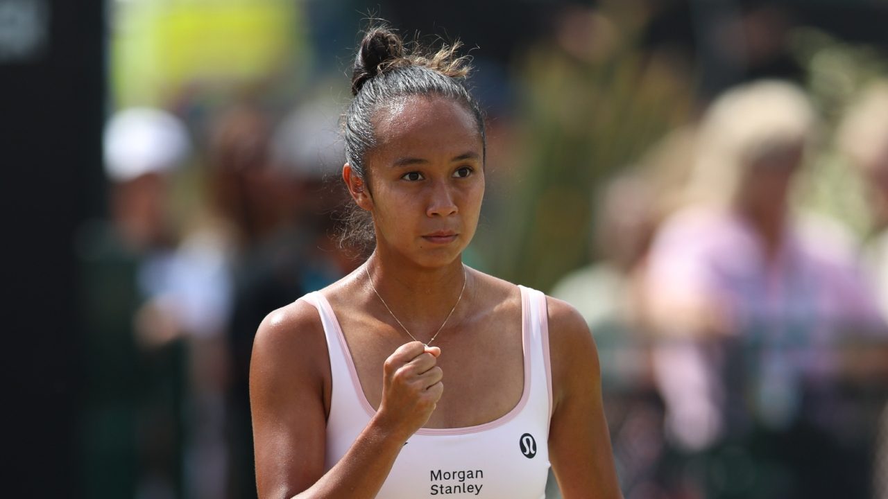 Leylah Fernandez: "Non sono mai uscita con nessuno". La 22enne tennista chiede di mandarle richieste