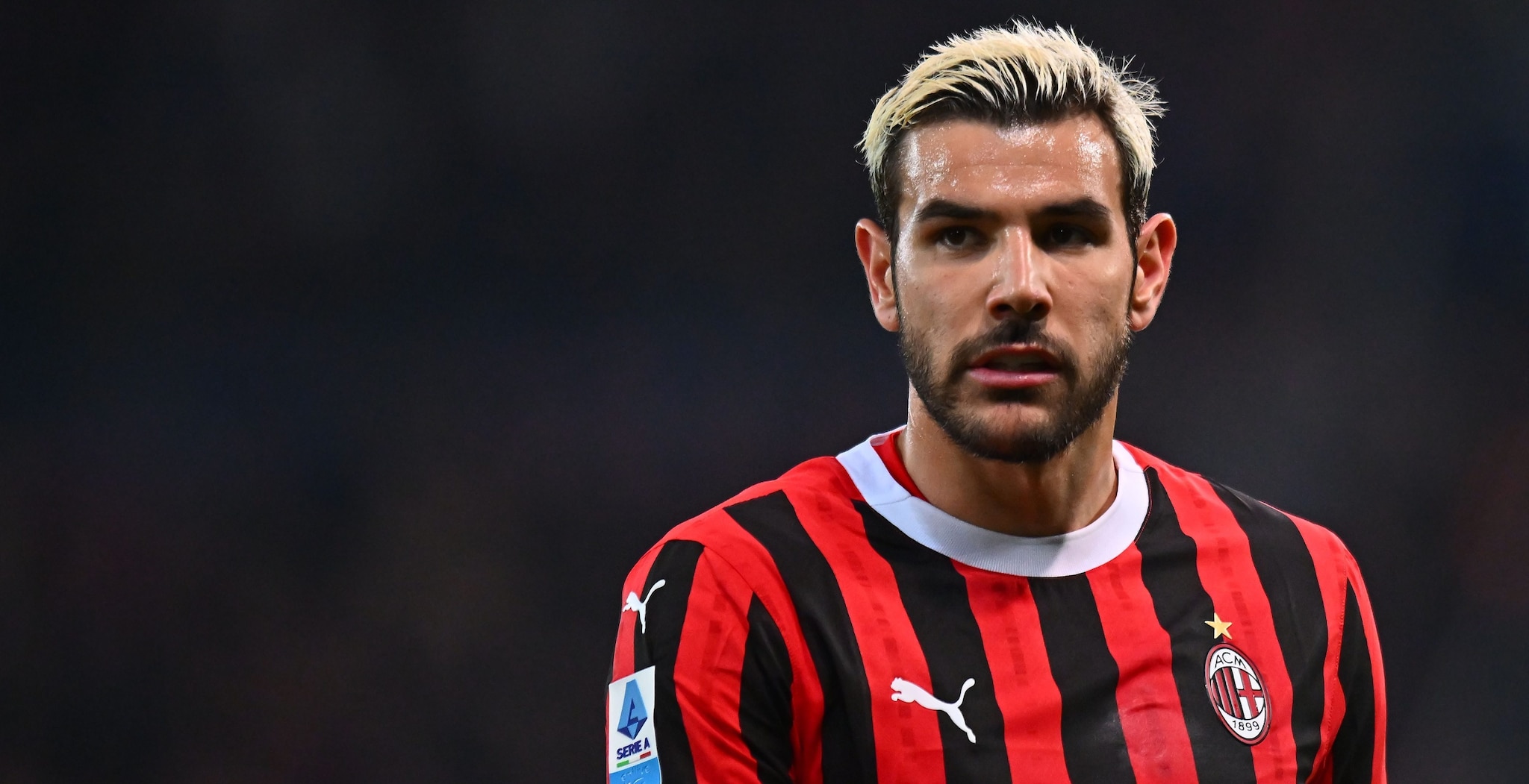 Theo Hernandez spiega perché ha lasciato il Milan per andare in Arabia: bordata al veleno contro la società