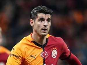 Perché Morata non è ancora andato al Como dopo l&#8217;intesa col Milan: il Galatasaray sta bloccando tutto