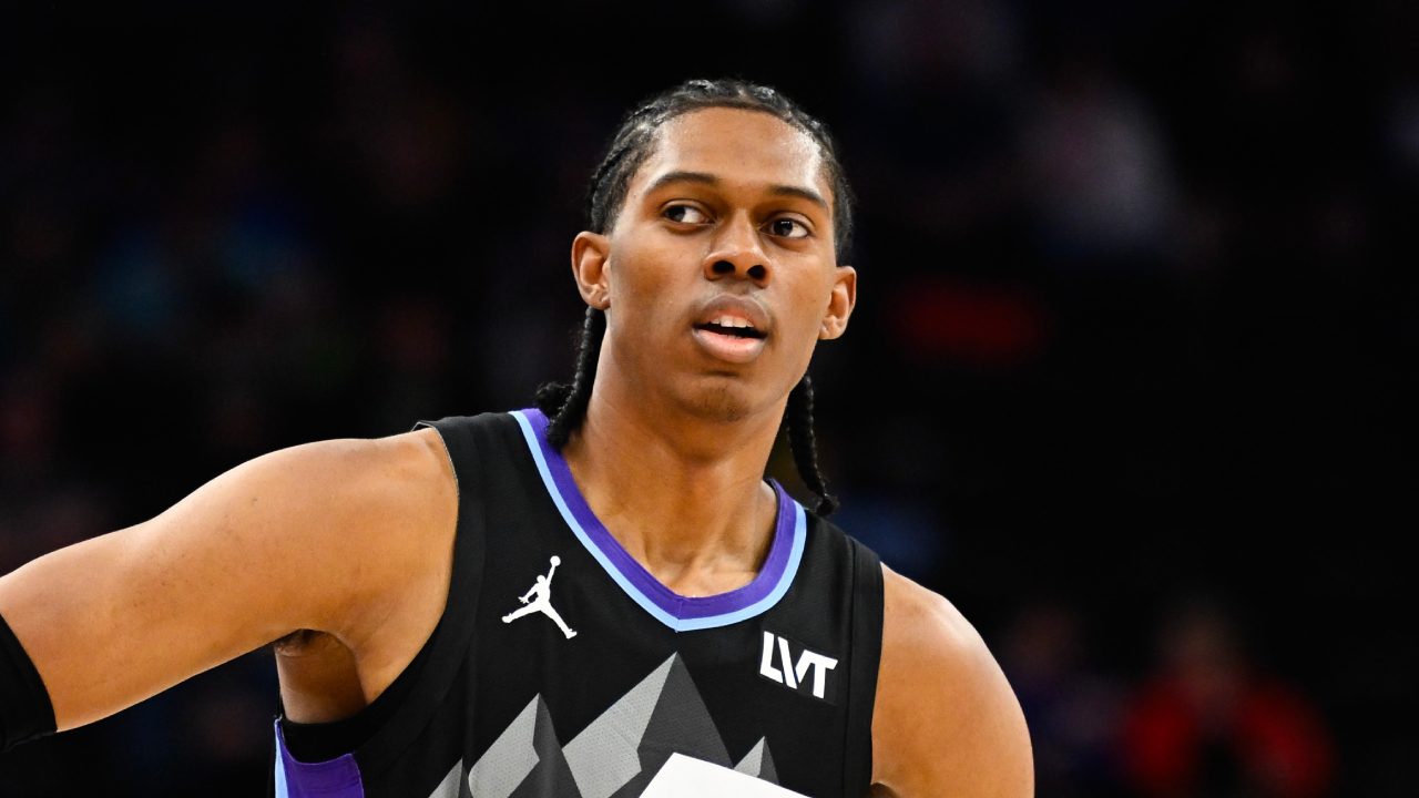 Il giocatore NBA costretto a mangiare: "Odio farlo, mangio così tanto che non sento più alcun sapore"