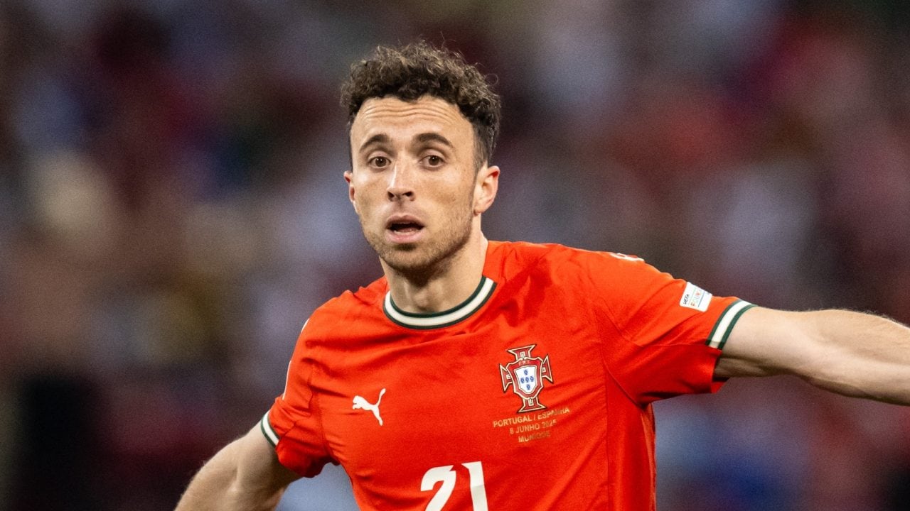 Diogo Jota stava andando a prendere il traghetto per l'Inghilterra: gli era stato detto di non volare