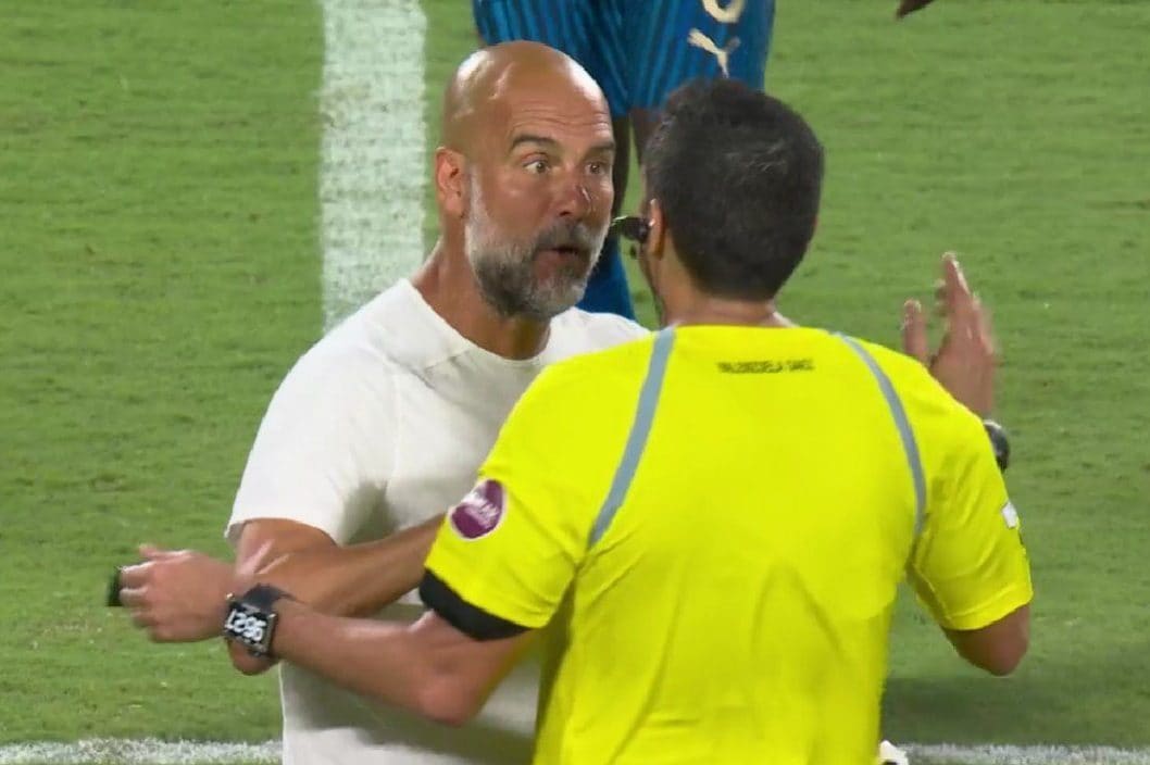 Guardiola perde la testa contro l'Al Hilal, faccia a faccia con l'arbitro: "Stai scherzando?"