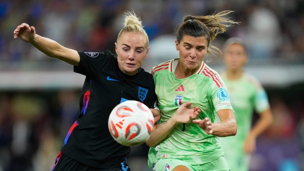 Italia-Inghilterra 1-2, risultato e highlights della semifinale agli Europei femminili: gol di Kelly ai supplementari