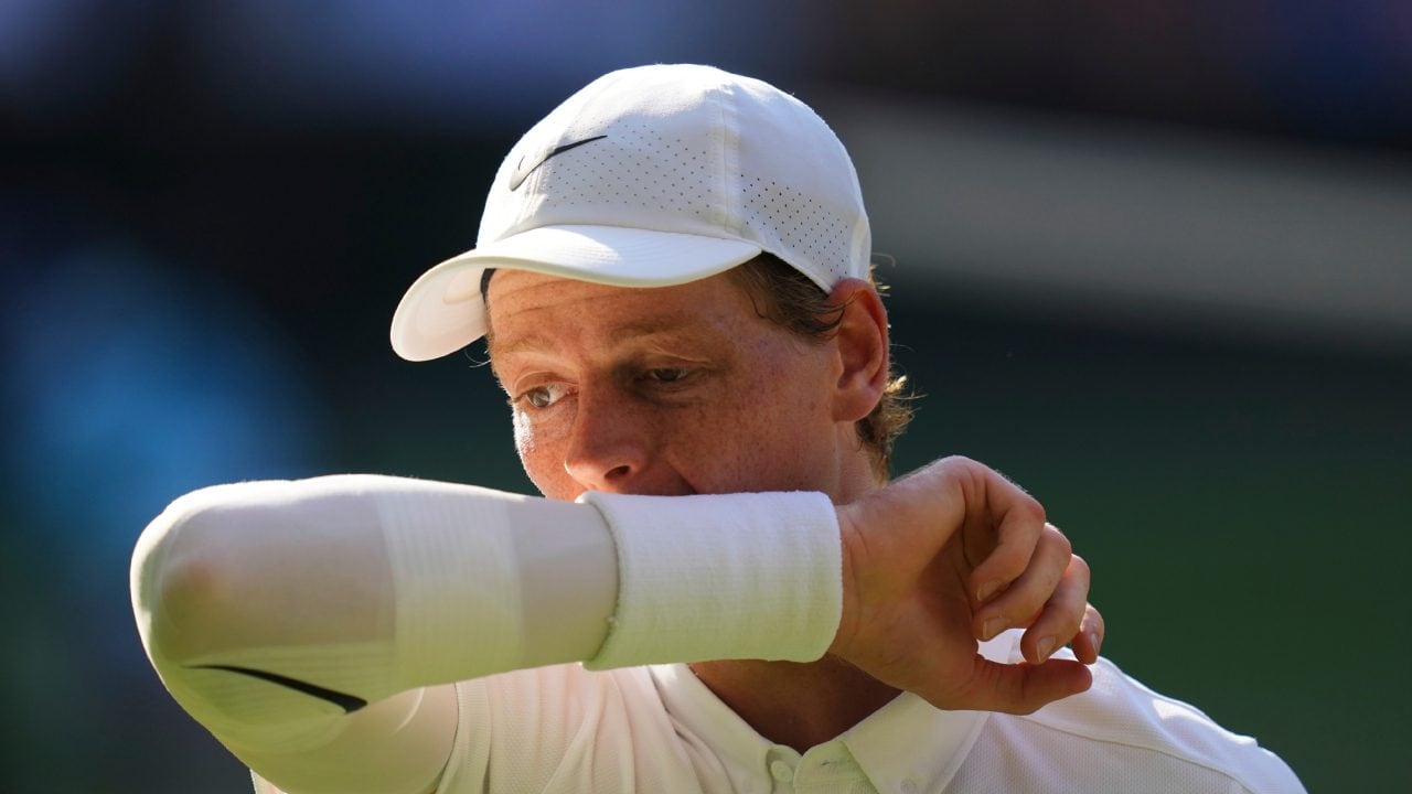 Il Telegraph sporca ancora Sinner: "Orribile avere due squalificati per doping in finale a Wimbledon"