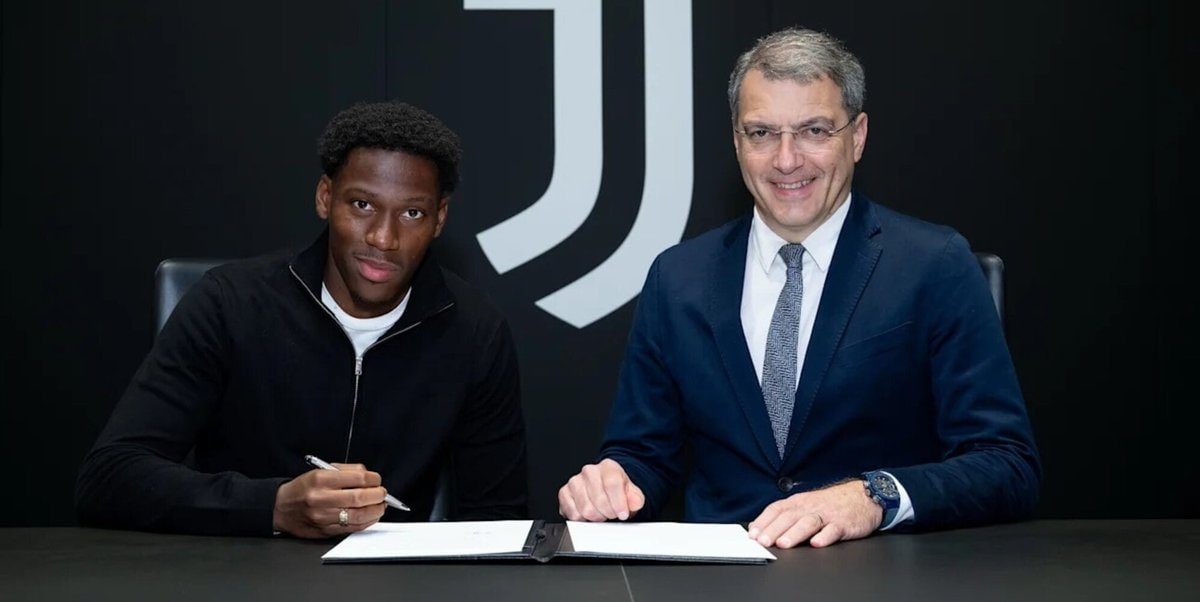 Jonathan David alla Juventus, è ufficiale: tutte le cifre dell'affare e la formula per le commissioni