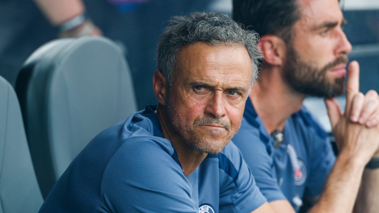 Chi sono i 5 giocatori del PSG silurati da Luis Enrique costretti ad allenarsi con le giovanili