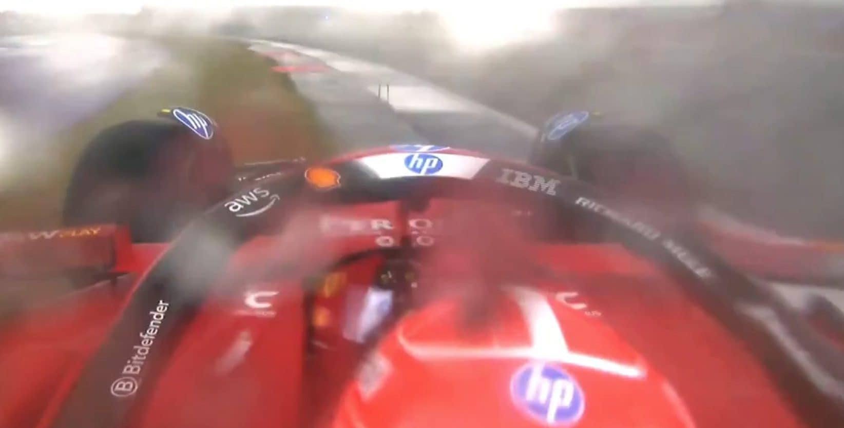 Leclerc guida al buio a Silverstone, lunga escursione fuoripista: l'allarme in radio