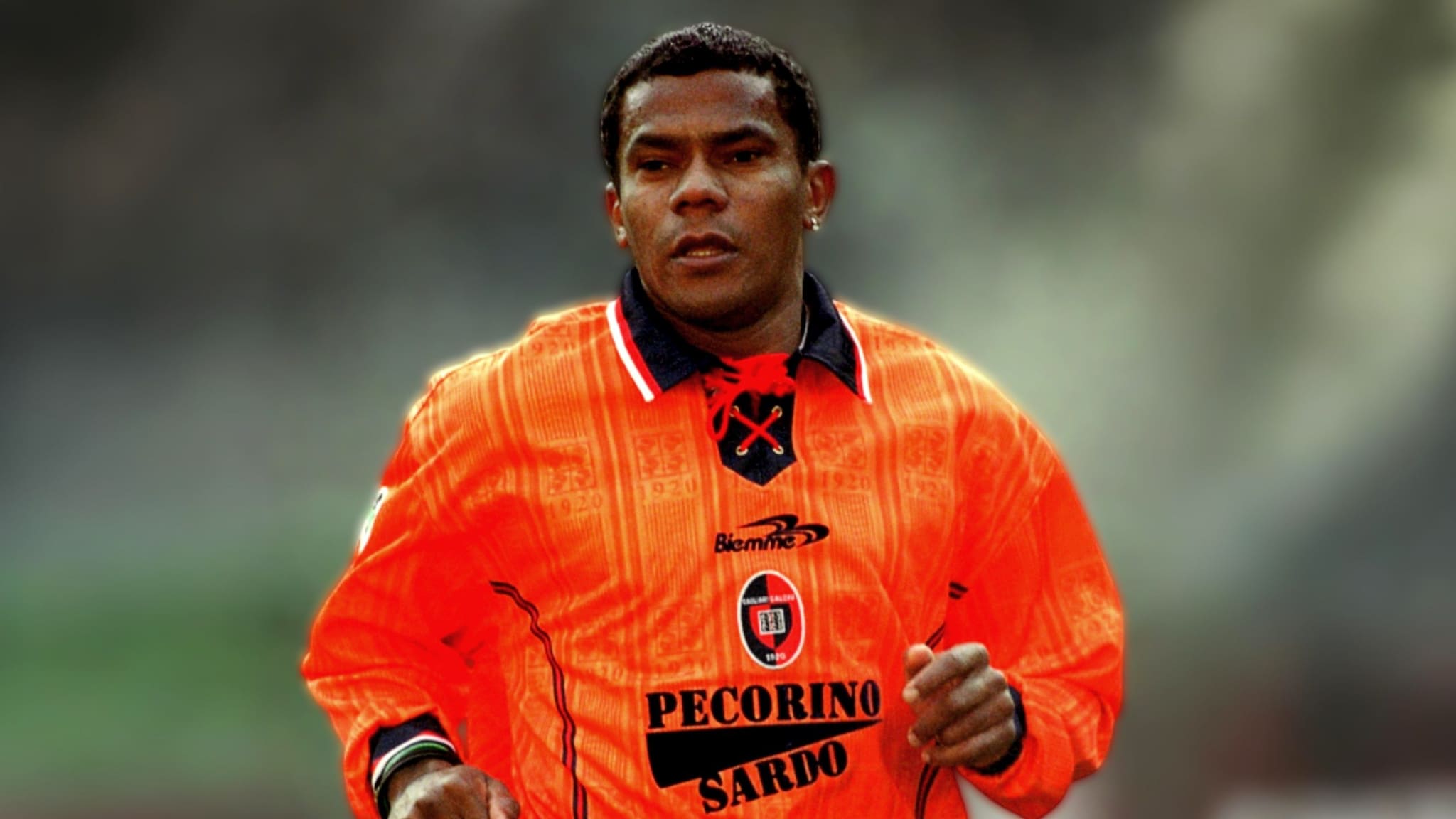 Lulù Oliveira: "Vivevo in una baracca, i primi soldi da calciatore li usai per costruire casa"