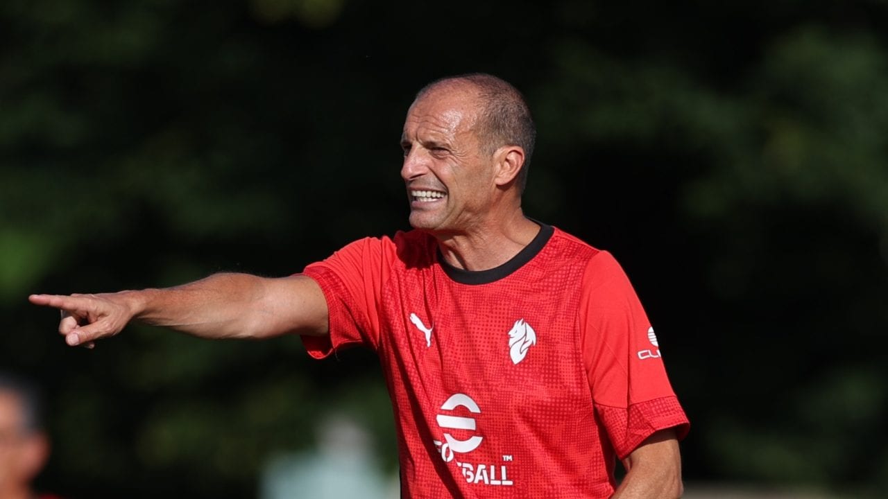 Allegri sta già cambiando il suo Milan: due centrocampisti individuati per giocare come terzini