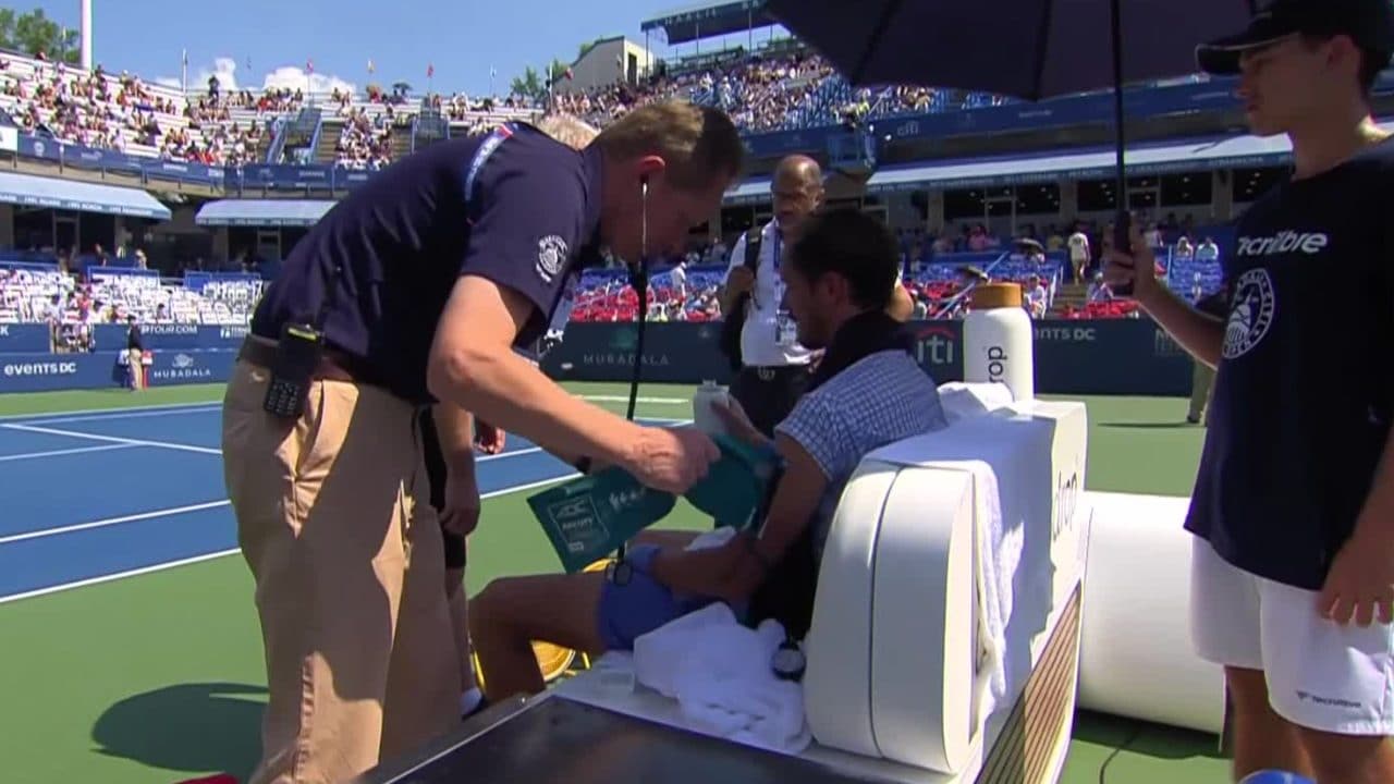 Caldo infernale a Washington, quattro tennisti accusano problemi: poi gioco sospeso per i fulmini