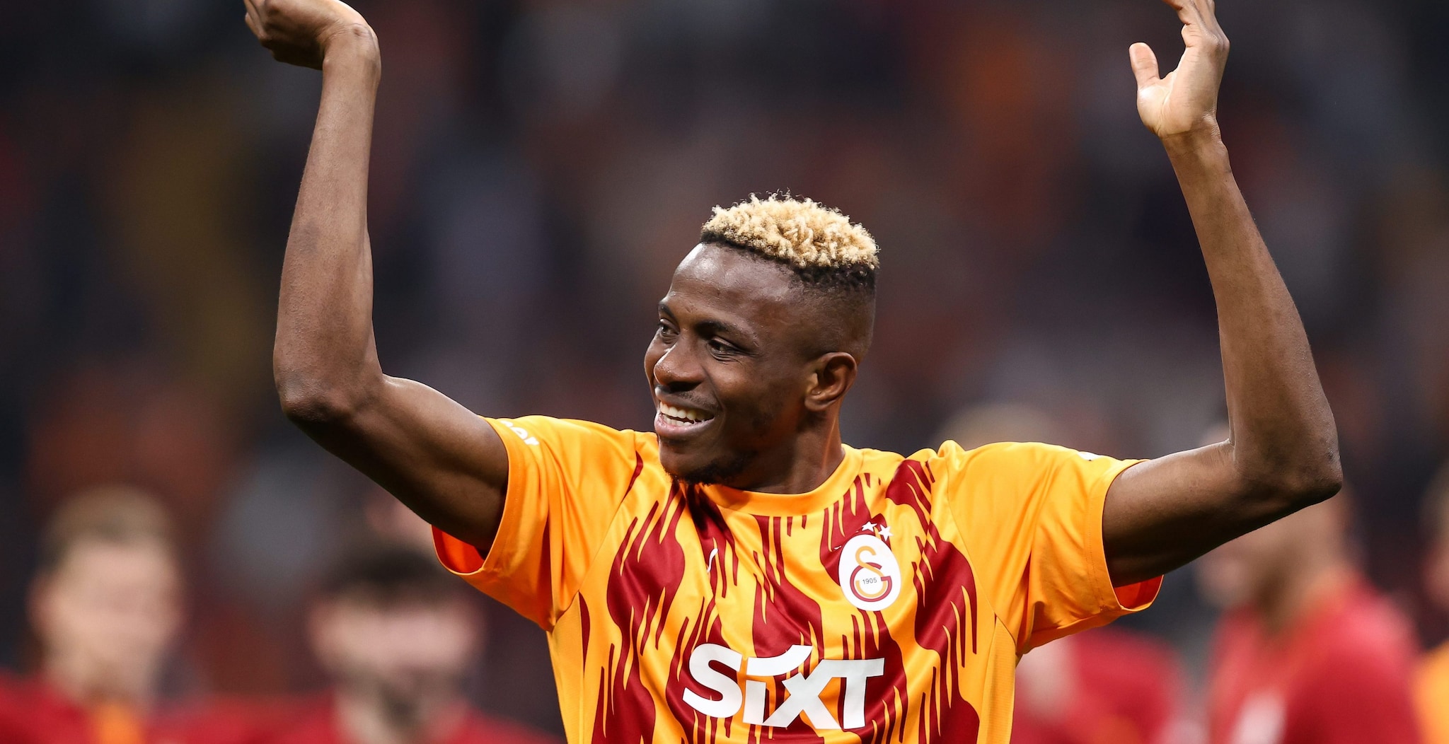 Il Napoli si libera di Osimhen, definita la cessione al Galatasaray: cifre e formula dell'accordo