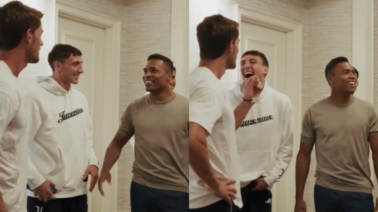 La reazione di Alex Sandro quando ritrova Rugani ancora alla Juventus: Cambiaso scoppia a ridere