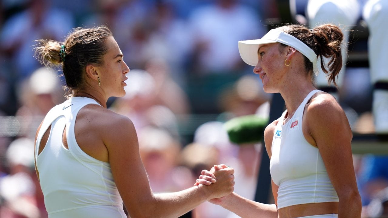 Aryna Sabalenka a Carson Branstine sotto rete: "Sei così bella". La canadese: "Non potevo crederci"