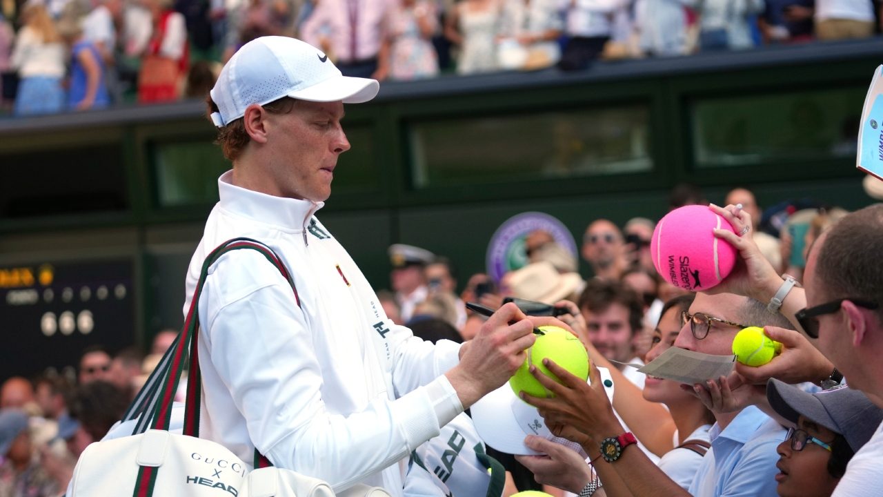 Sinner-Alcaraz, ci sono ancora  biglietti per la finale di Wimbledon: i prezzi sono assurdi