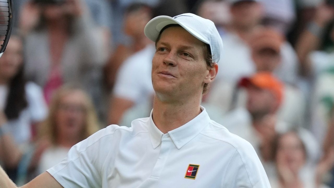 Sinner-Martinez a Wimbledon 6-1 6-3, 6-1: Jannik agli ottavi, affronterà Dimitrov