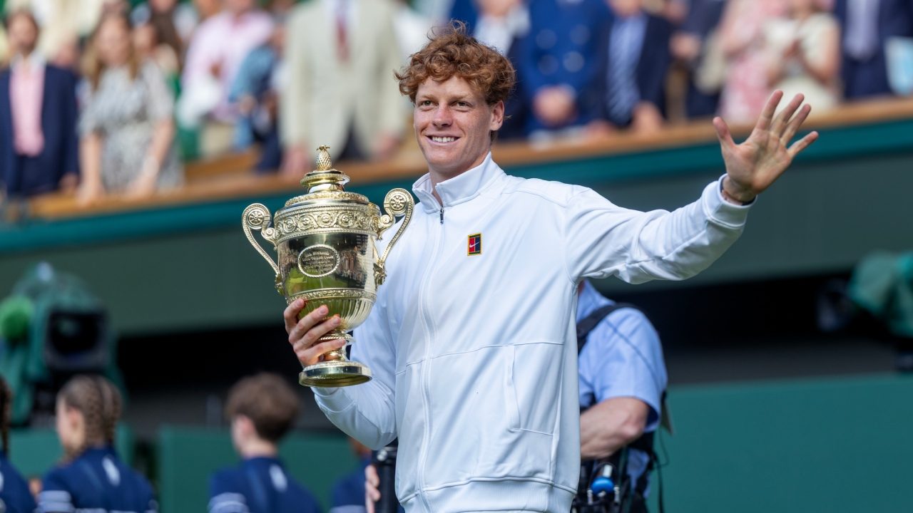 Sinner dopo il trionfo di Wimbledon.