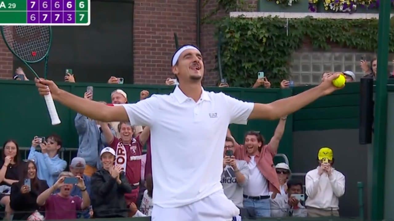Sinner, Sonego e Cobolli agli ottavi, mai così bene l'Italia a Wimbledon: "Sensazionale"