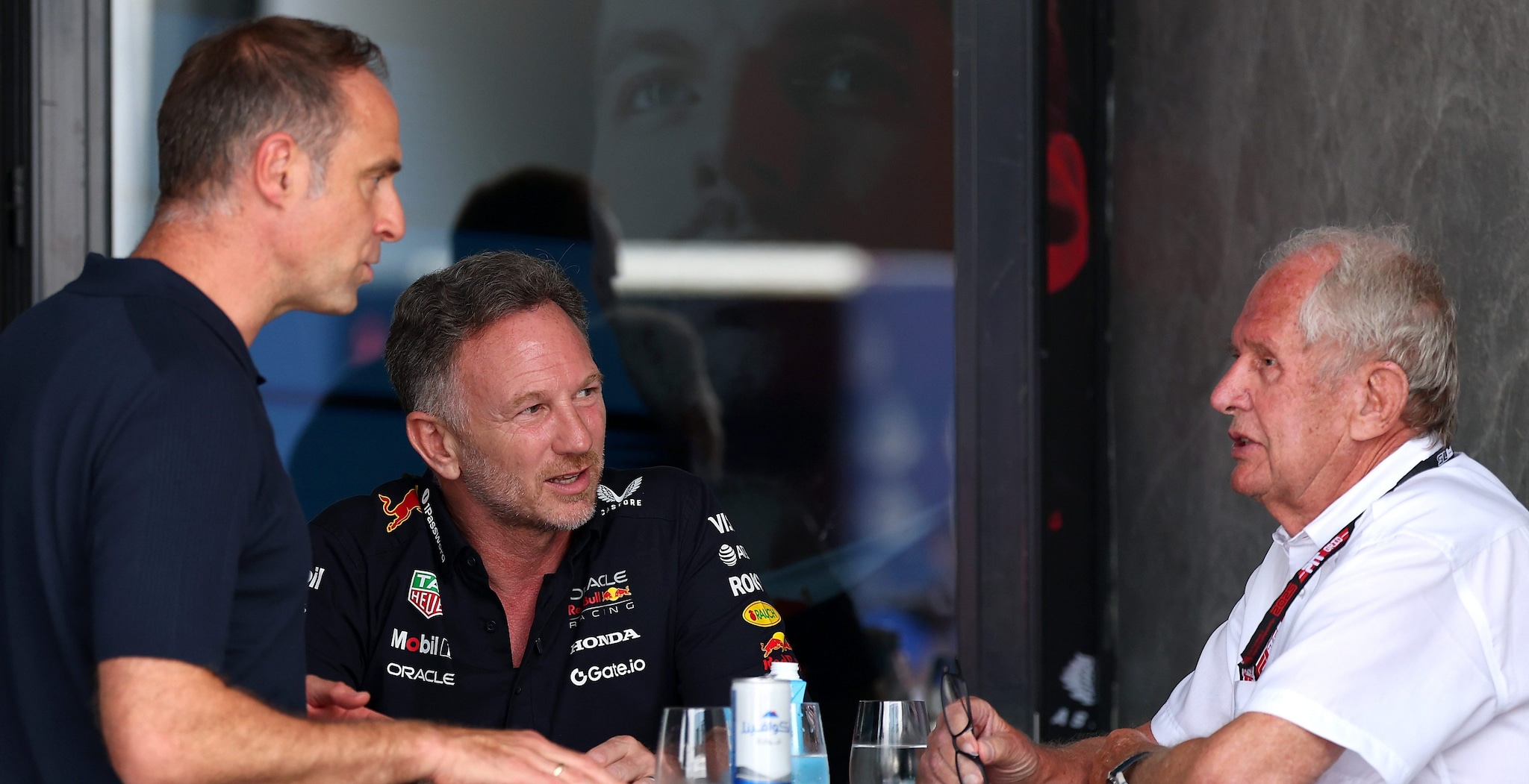 I dipendenti della Red Bull F1 minacciano l'ammutinamento dopo l'addio di Horner: scioccati da Marko