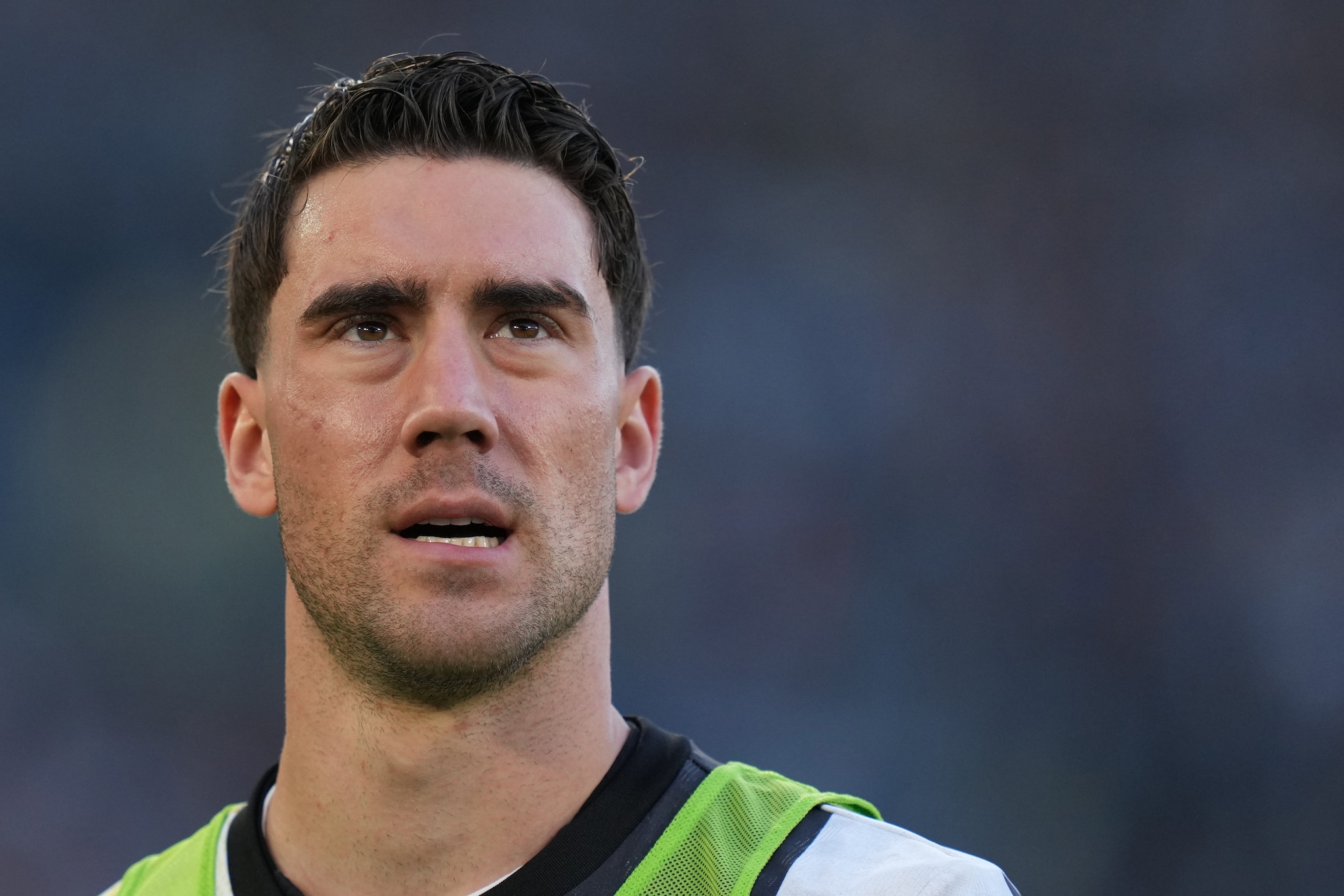 Bufera social su Vlahovic: spunta un like al post di Bellingham sull'eliminazione della Juventus