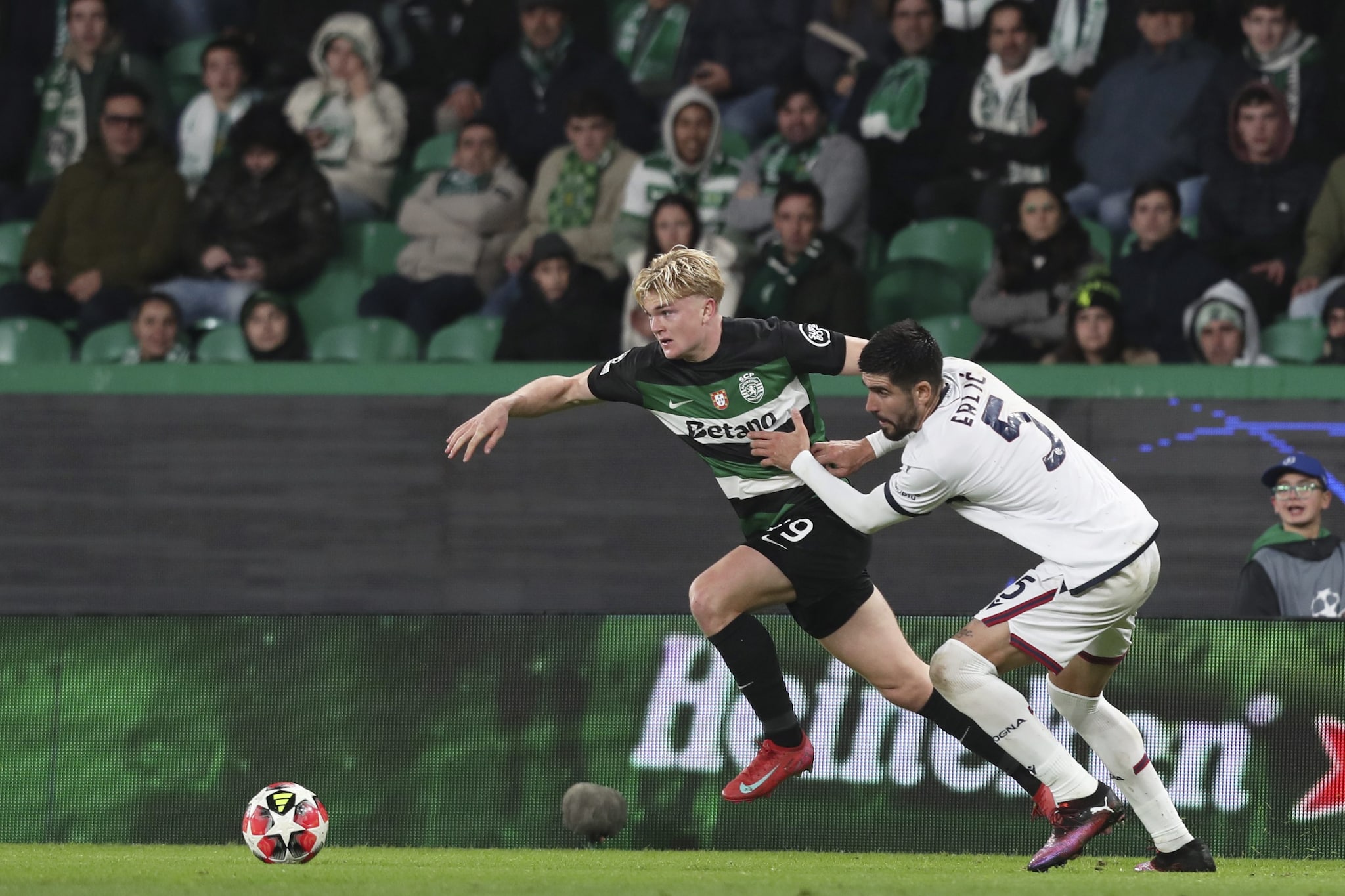 Conrad Harder ha firmato un contratto col Milan fino al 2030, allo Sporting vanno 24 milioni più altri 3 di bonus