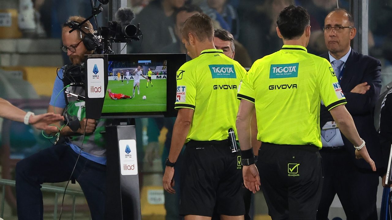 Calvarese: "La qualità media dei VAR non è sempre all'altezza, serve un salto di qualità vero"