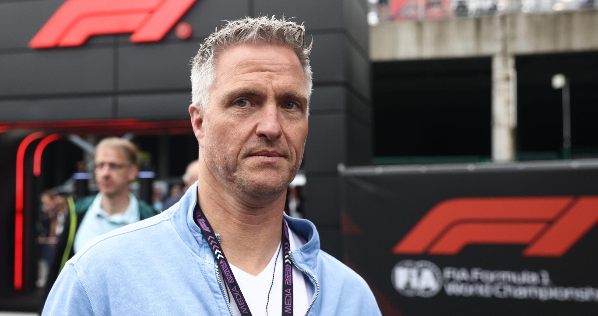 Ralf Schumacher va nel box Aston Martin durante il GP Ungheria ma nessuno gli parla: non è più gradito