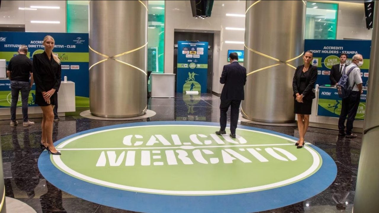 Quando finisce il calciomercato estivo 2026, le date di chiusura in Serie A e all'estero