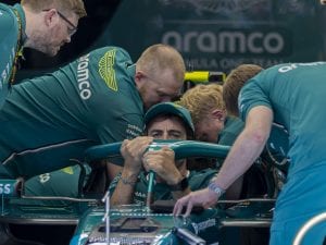 Fernando Alonso assente in pista per l&#8217;apertura del GP Ungheria: il motivo dell&#8217;improvviso forfait