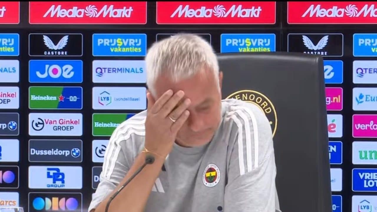 Mourinho scoppia in lacrime alla domanda su Jorge Costa: "È parte della mia storia che se ne va"