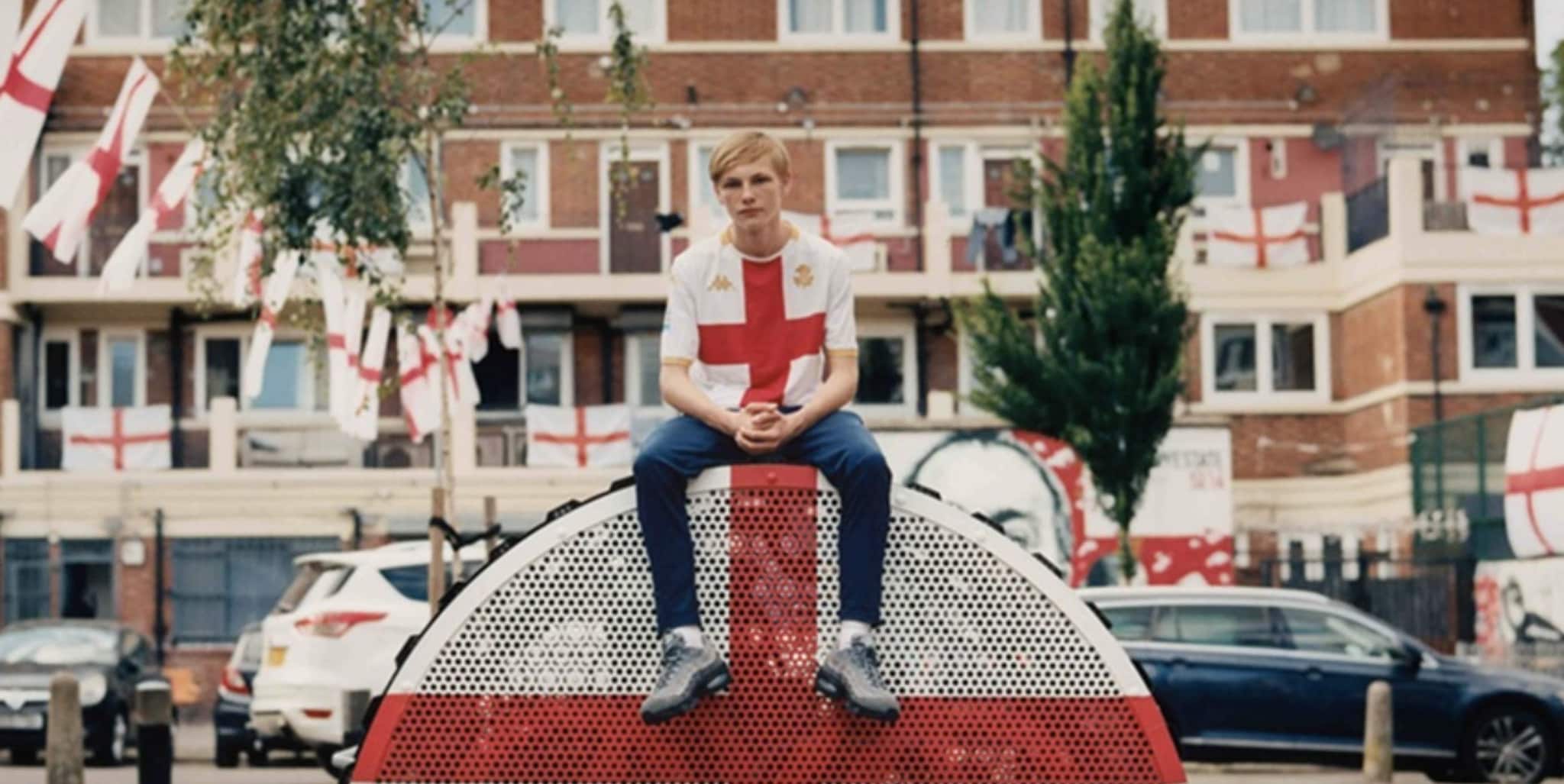 Perché il Genoa ha presentato a Londra la maglia con la Croce di San Giorgio della bandiera inglese